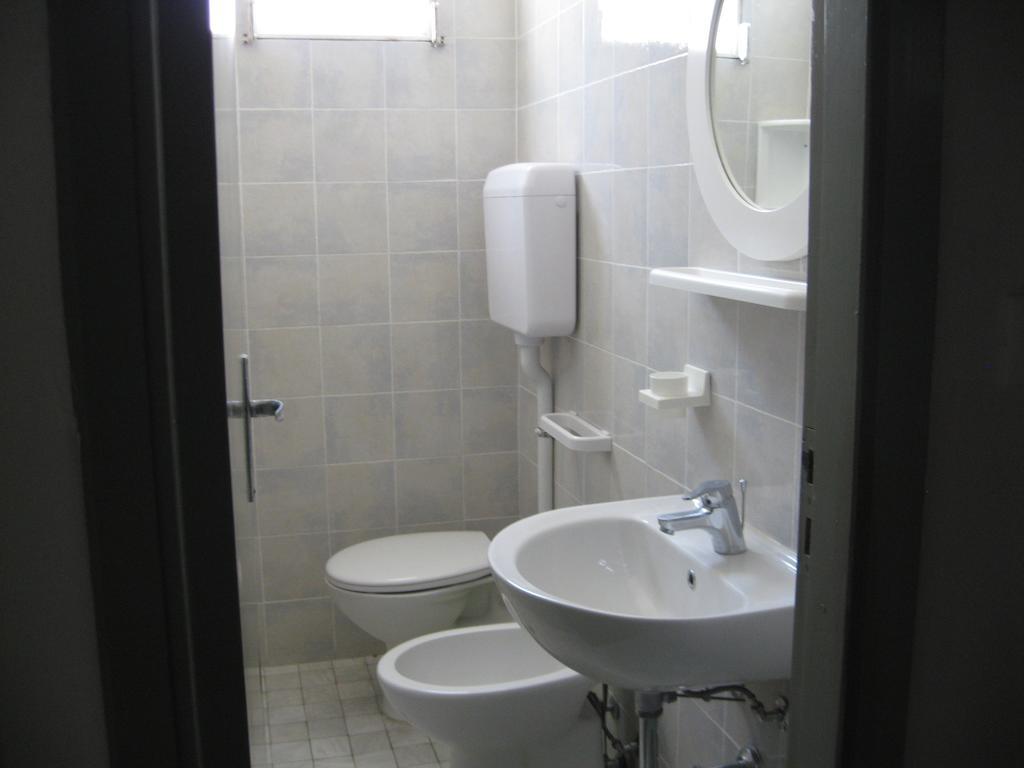 Hotel Eleonora Rimini Oda fotoğraf